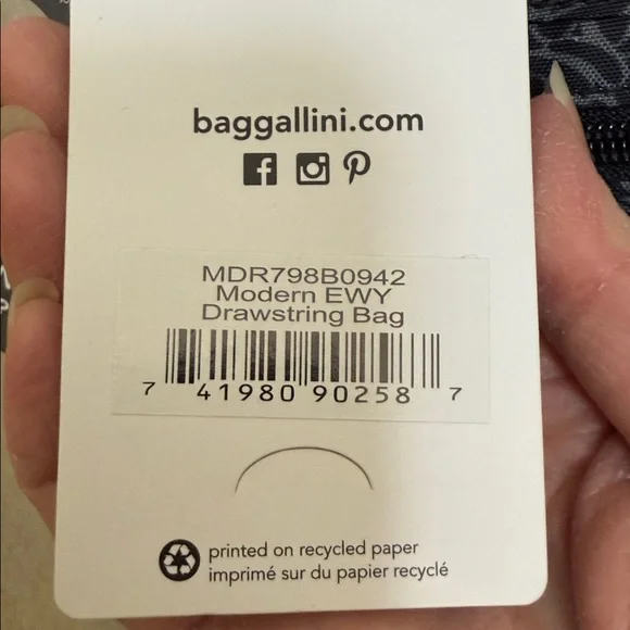 Baggallini Charcoal Floral Crossbody Bag. (Modern EWY Drawstring Bag) - Picture 13 of 16